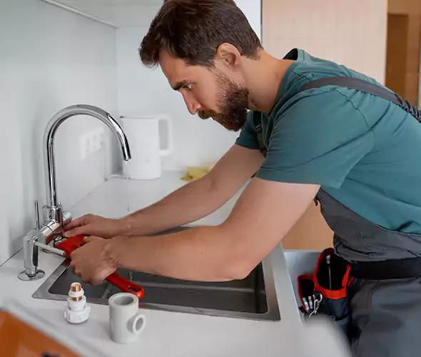 Professional Faucet Replacement Specialist in National City, CA: Schedule Affordable Faucet Replacement Services with Us