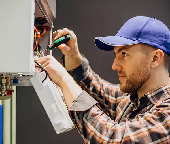 Expert Plumber for Tankless Water Heater Maintenance in National City, CA: Schedule Professional Maintenance Services with Us