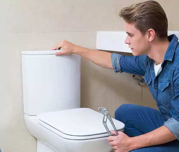 Expert Plumber for Toilet Replacement in National City, CA: Schedule Affordable Toilet Replacement Services with Us